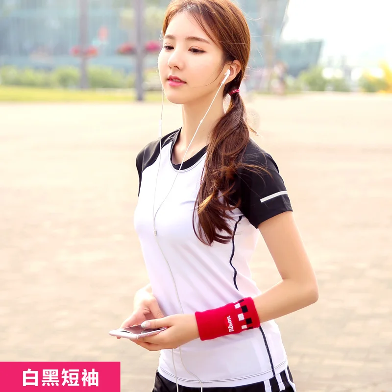 Спортивная футболка с коротким рукавом женская для бега тренажерного зала