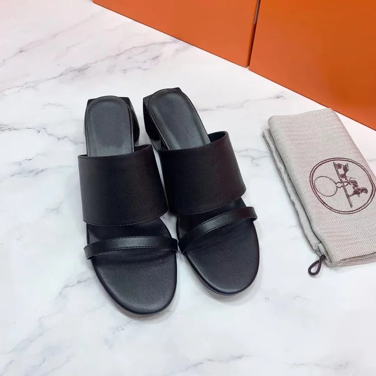 

Sandals women's new dress in spring and summer 2021 fashion real sandals thick heel personalized daily women's shoes