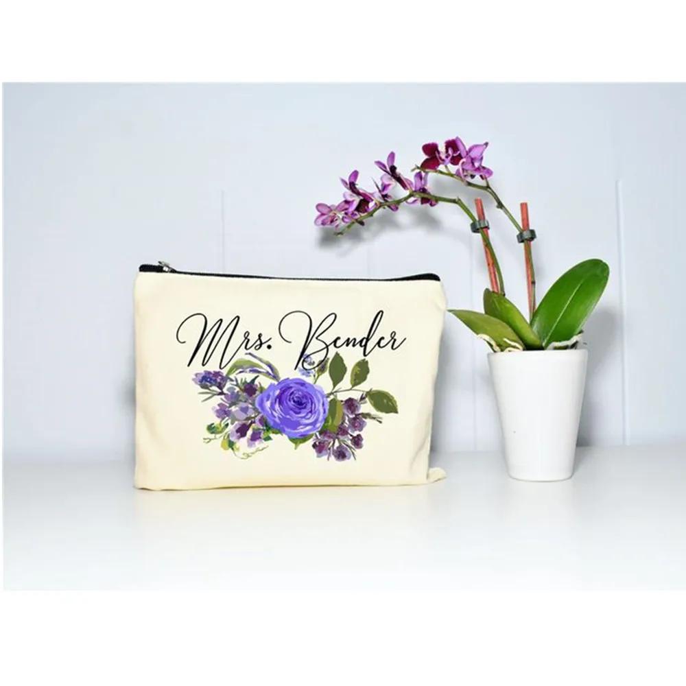 Подарочная косметичка с фиолетовыми цветами для команды невесты индивидуальные