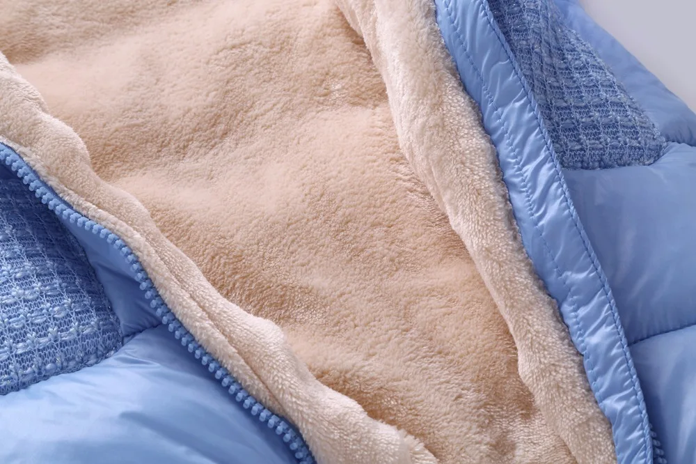 Комбинезон детский зимний унисекс с хлопковой подкладкой теплый пуховик