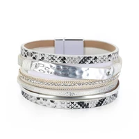 2021 new style hot sale bohemian pu bracelet for women popular wide side chain magnetic buckle leather bracelet wholesale