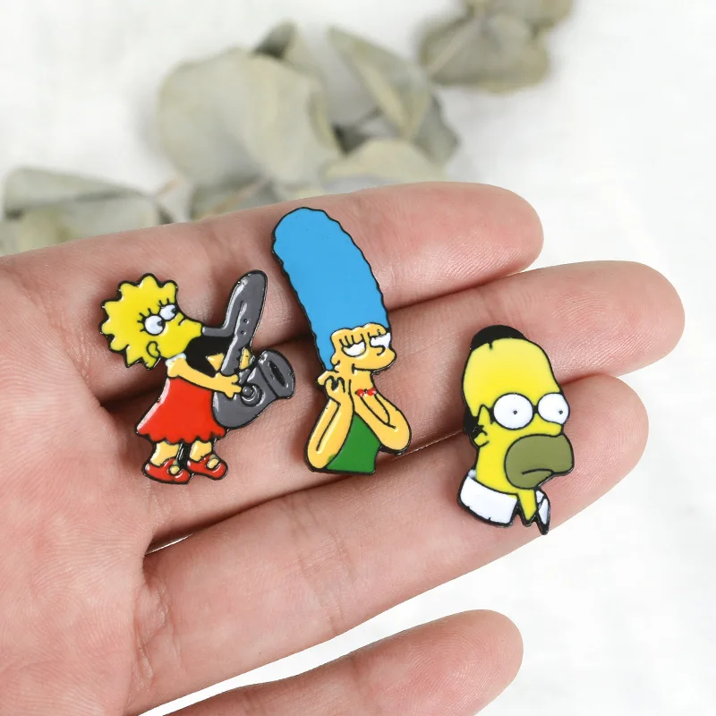 

Movie Jewlery Lisa Enamel Pin Brooches Bag Clothes Lapel Pins Funny Cartoon Comics Badge Jewelry Gift Fans