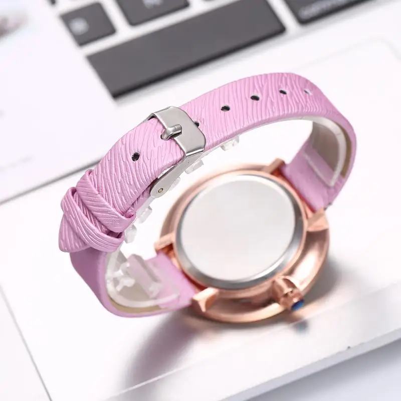 

Embossed Flowers Retro Women Fashion Watches Chinese Style Fresh Simple Ladies Wristwatches Casual Female Leather Quartz Watch