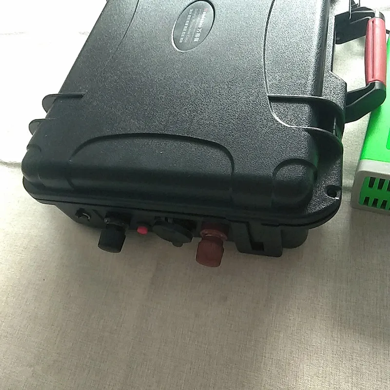Бренд 12v 65ah Lifepo4 аккумулятор Встроенный Bms с водонепроницаемым ABS чехлом для