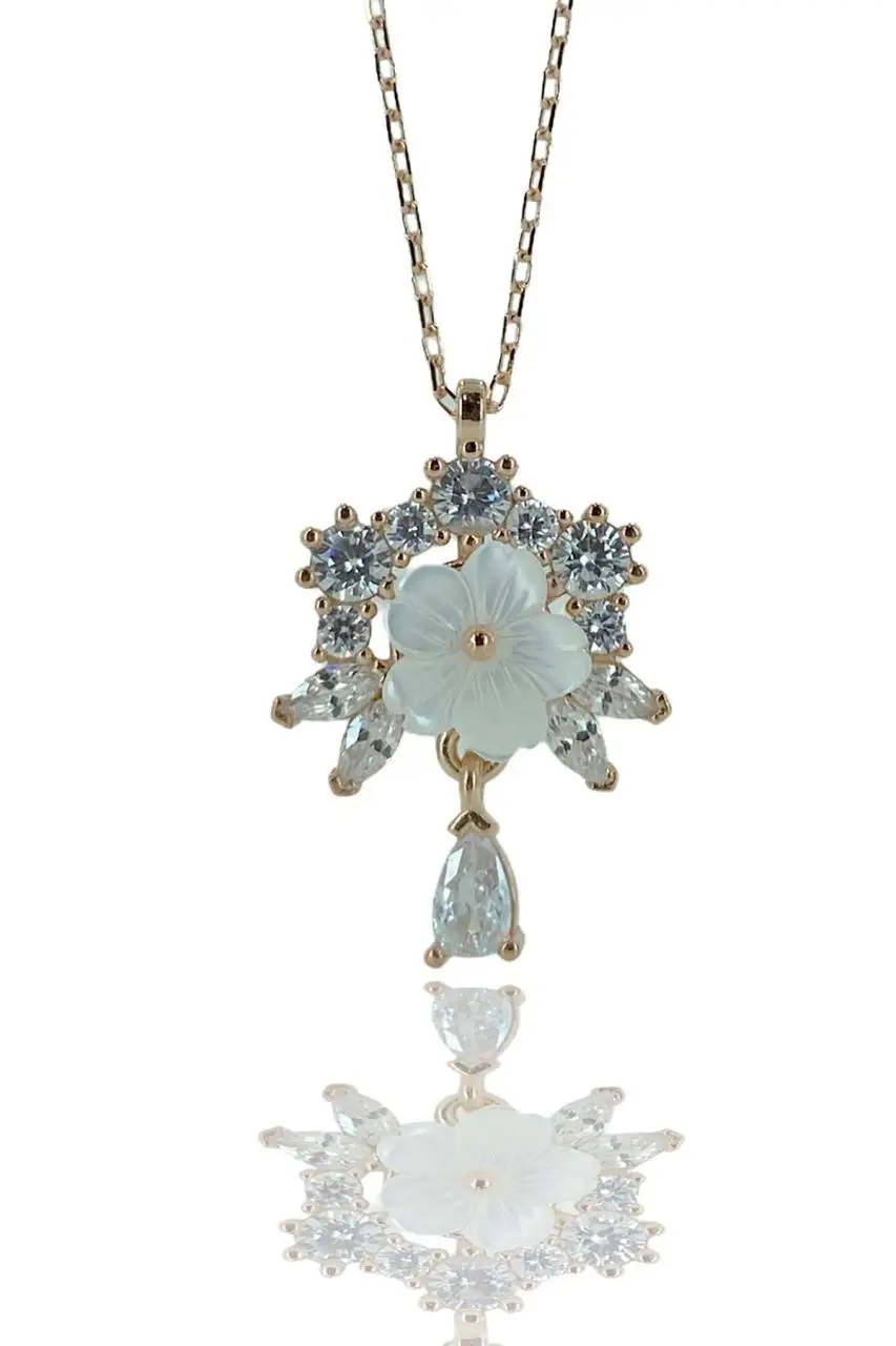 

Flowers Flowering Pearl Water Drop Cloud 925 Silver Necklace