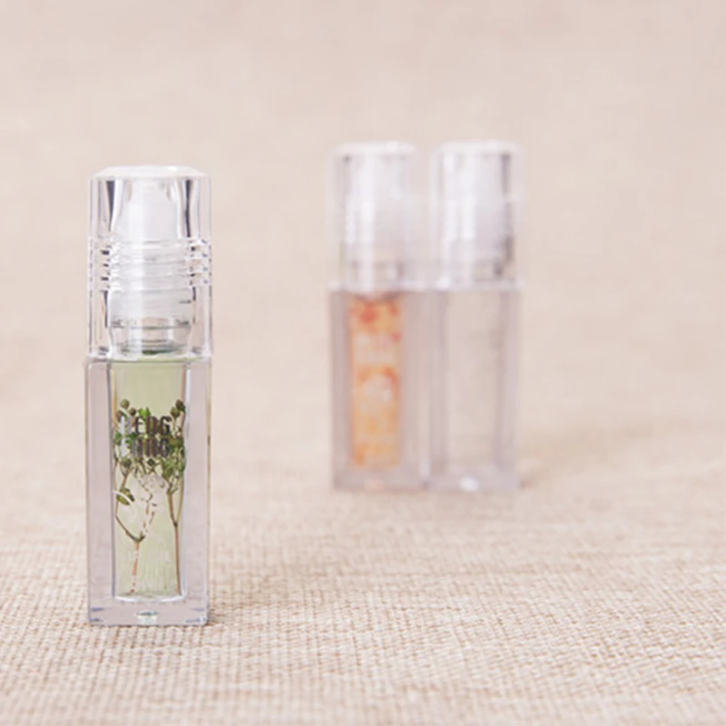 Бальзам для губ случайного цвета стойкий увлажняющий питательный прозрачный