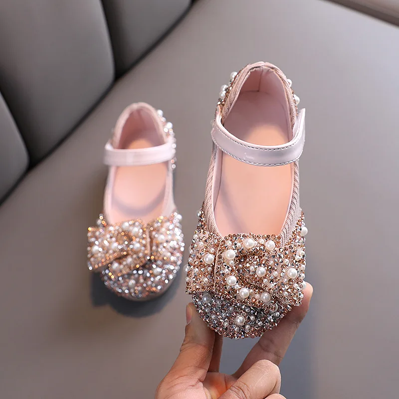 

2020 New Childrens Shoes Pearl Rhinestones Shining Kids Princess Shoes Baby Girls Shoes For Party and Wedding D487