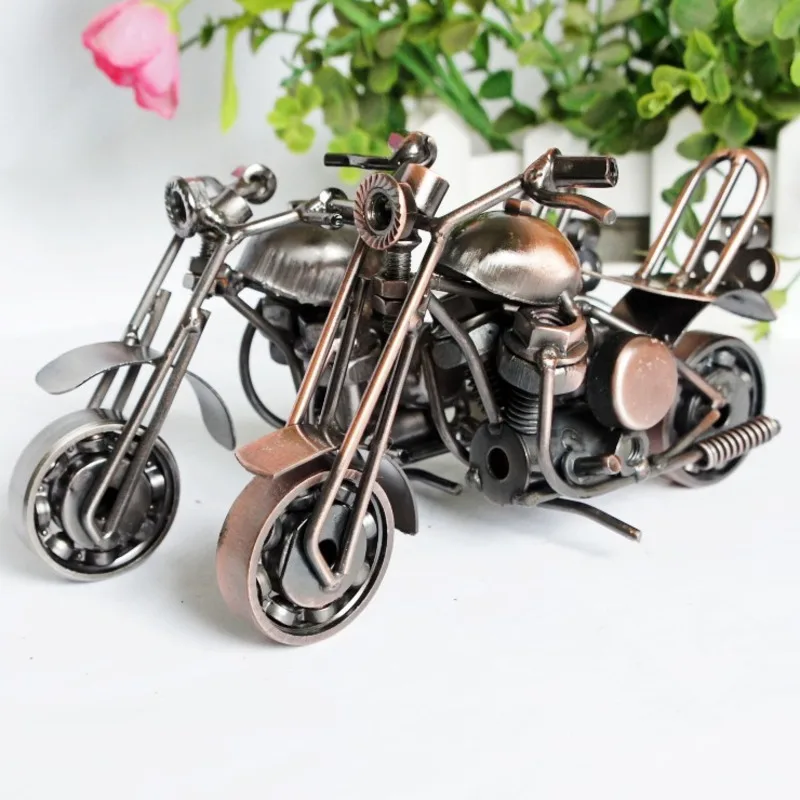 

New 15cm Handmade Vintage Iron Motorcycle Model Motor Figurine Metal Motorbike Prop Boy Gift Kid Toy Home Office Decoration