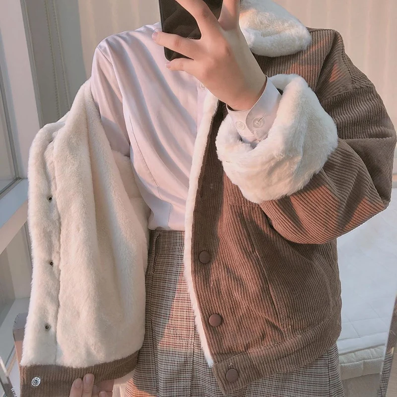 Женская Вельветовая куртка большого размера зимняя длинная из коричневого