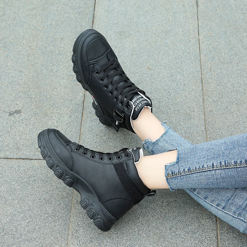 

2020 winter new Korean version plus velvet warm snow boots female short tube cotton boots tassel zipper Martin boots cotton shoe