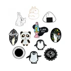 Готическая черно-белая эмалированная брошь, милые животные, панда, пингвин, кролик, булавка на лацкан, рисовый шар, суши глаз, Экипировка, круглый значок I lava you