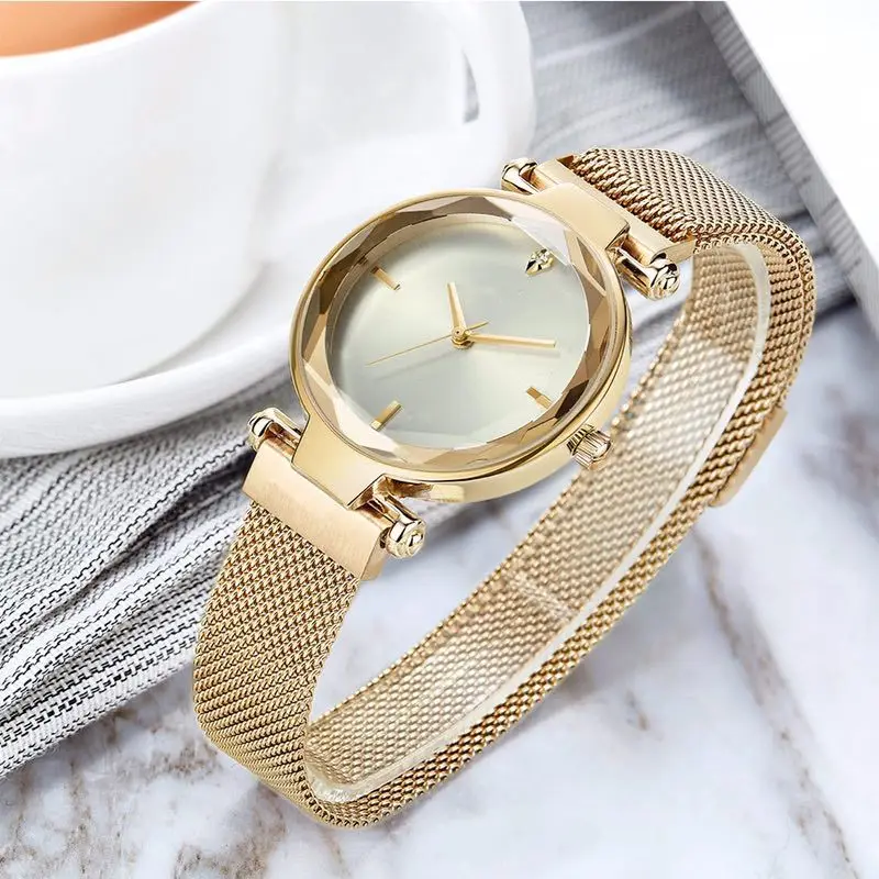 Часы наручные женские на магнитной застежке брендовые с браслетом из розового