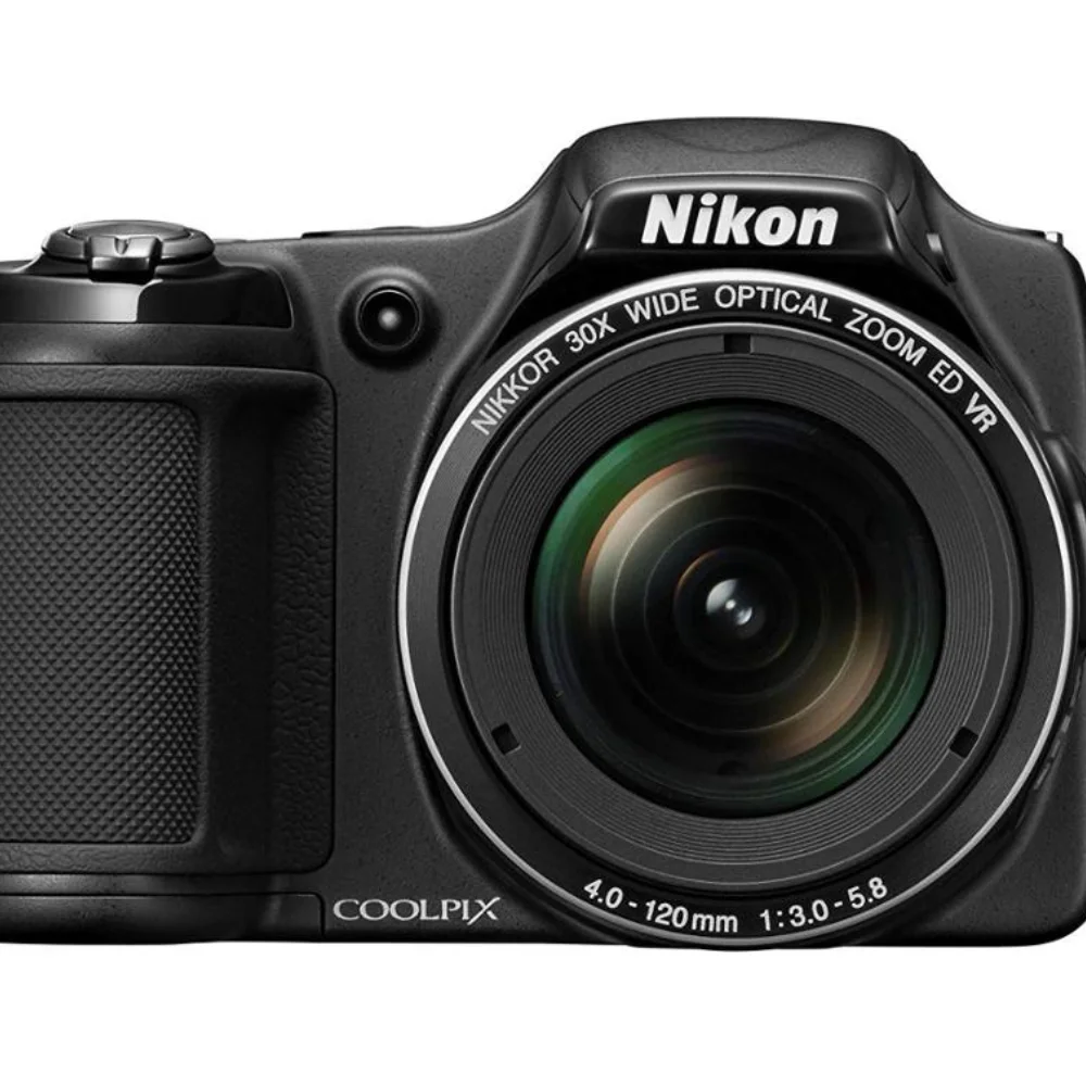 Бывшая в употреблении цифровая камера Nikon COOLPIX L820 16 MP CMOS с зум объективом 30x и видео
