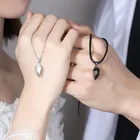 Магнитное ожерелье для пары, 1 пара, геометрическая форма сердца, талисман с камнем желаний на удачу, модные украшения для женщин и мужчин