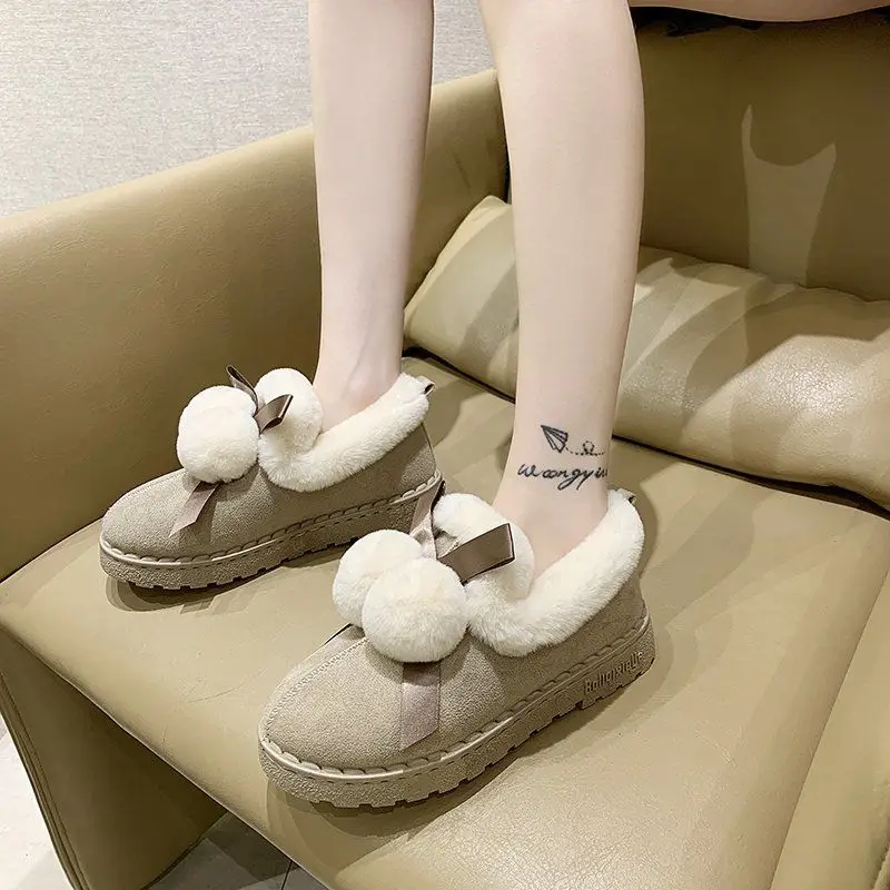 

2020 Snow Boots Women's New Winter Wild Korean Short Tube Short Boots Rubber Flat Bottom Shoes Students Plus Velvet Cotton Shoes