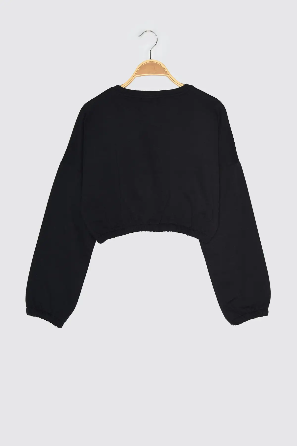

Trendyol Printed Crop Knitted Sweatshirt TWOSS21SW0223