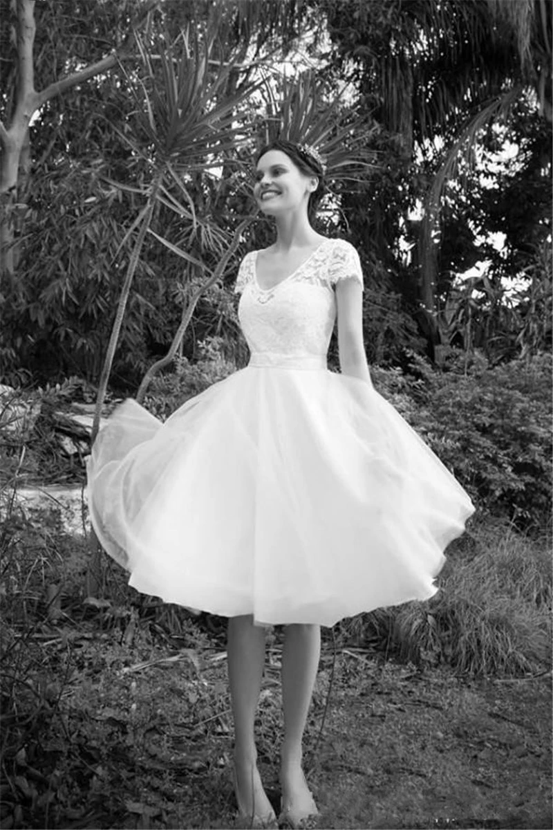 2020 Короткие свадебные платья с v образным вырезом и кружевным бантом длиной до