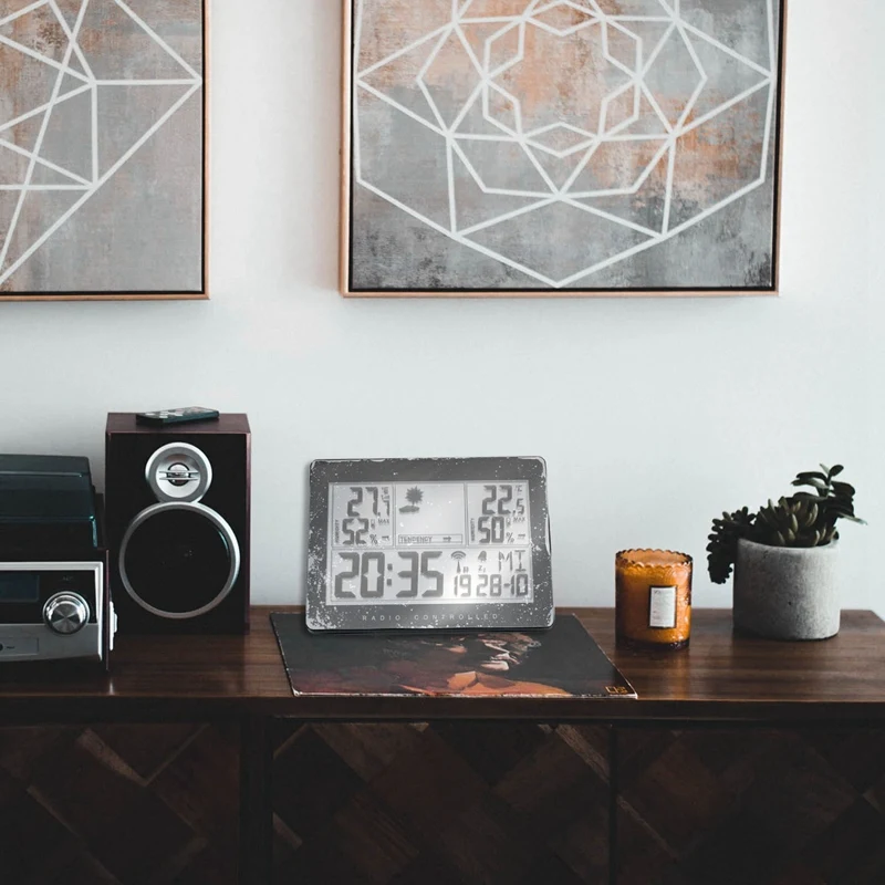 Беспроводная метеостанция с европейской вилкой комнатная и уличная станция для