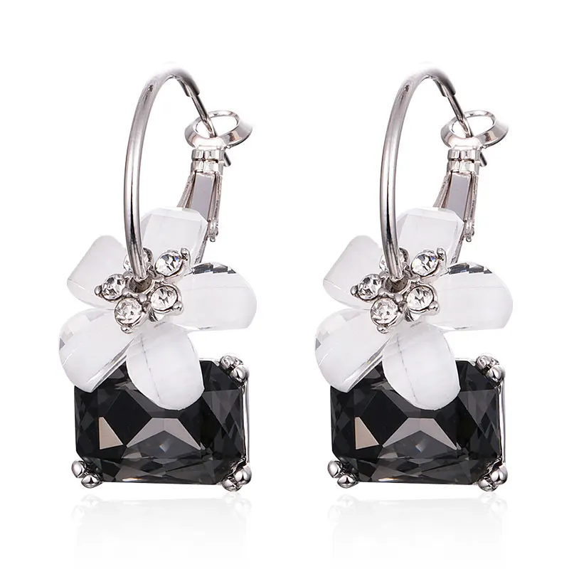 silver black MAIKALE, Винтажные висячие серьги для женщин, медные квадратные серьги с кристаллами, с цветами из страз, висячие серьги в Корейском стиле, новые модные ювелирные изделия - Окраска металла: silver black