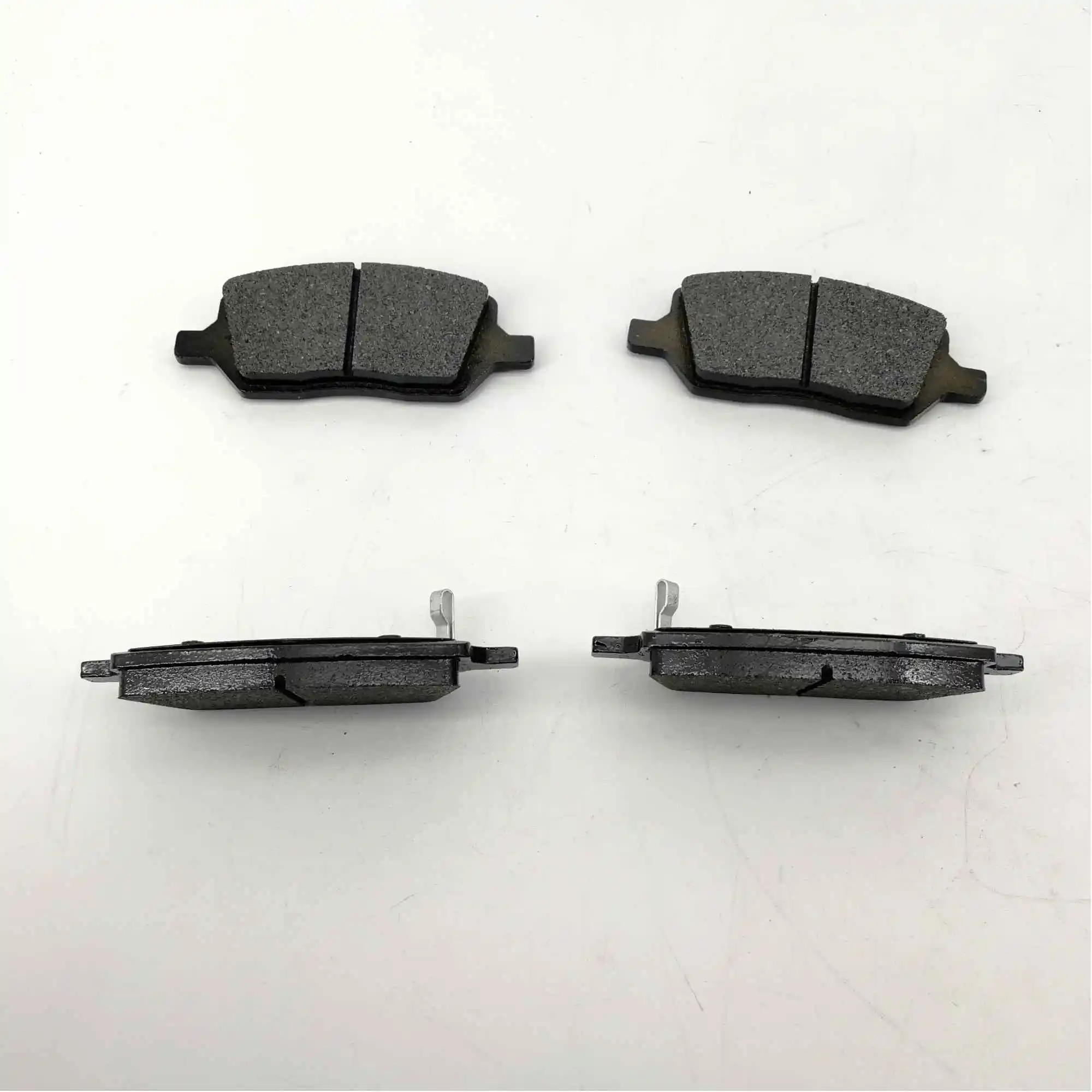 4 шт./компл. автомобильные тормозные колодки передние 2531301 D1093 для Buick GL8 |