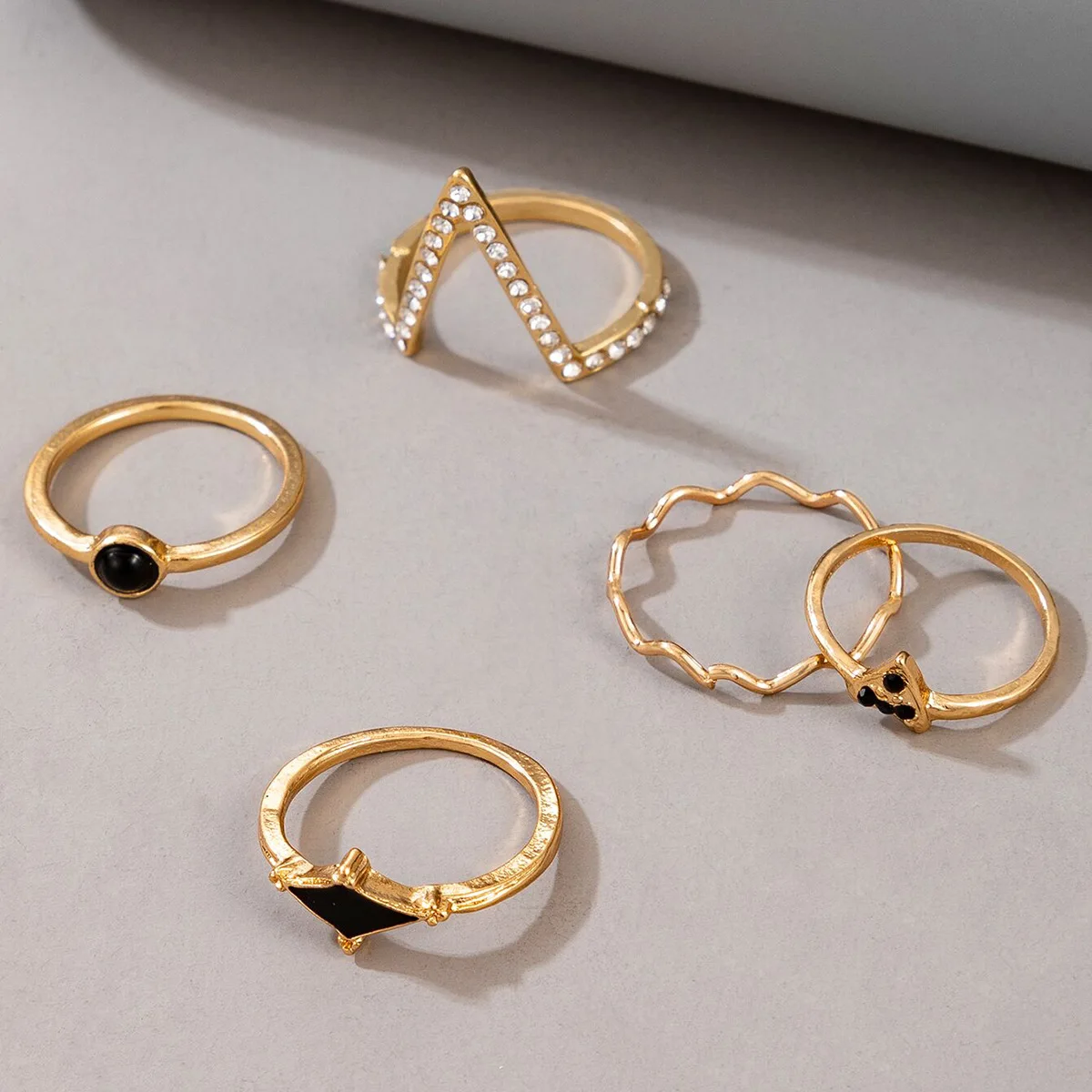 5 шт./компл. ювелирные изделия модное ретро черное капающее волнистое V-образное