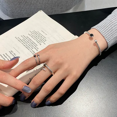 

Vintage Twist Black Agate Bracelet For Gorgeous Female New Fashion Exquisite Bracelet Jewelry Girls Gifts 2021 Fashion Style