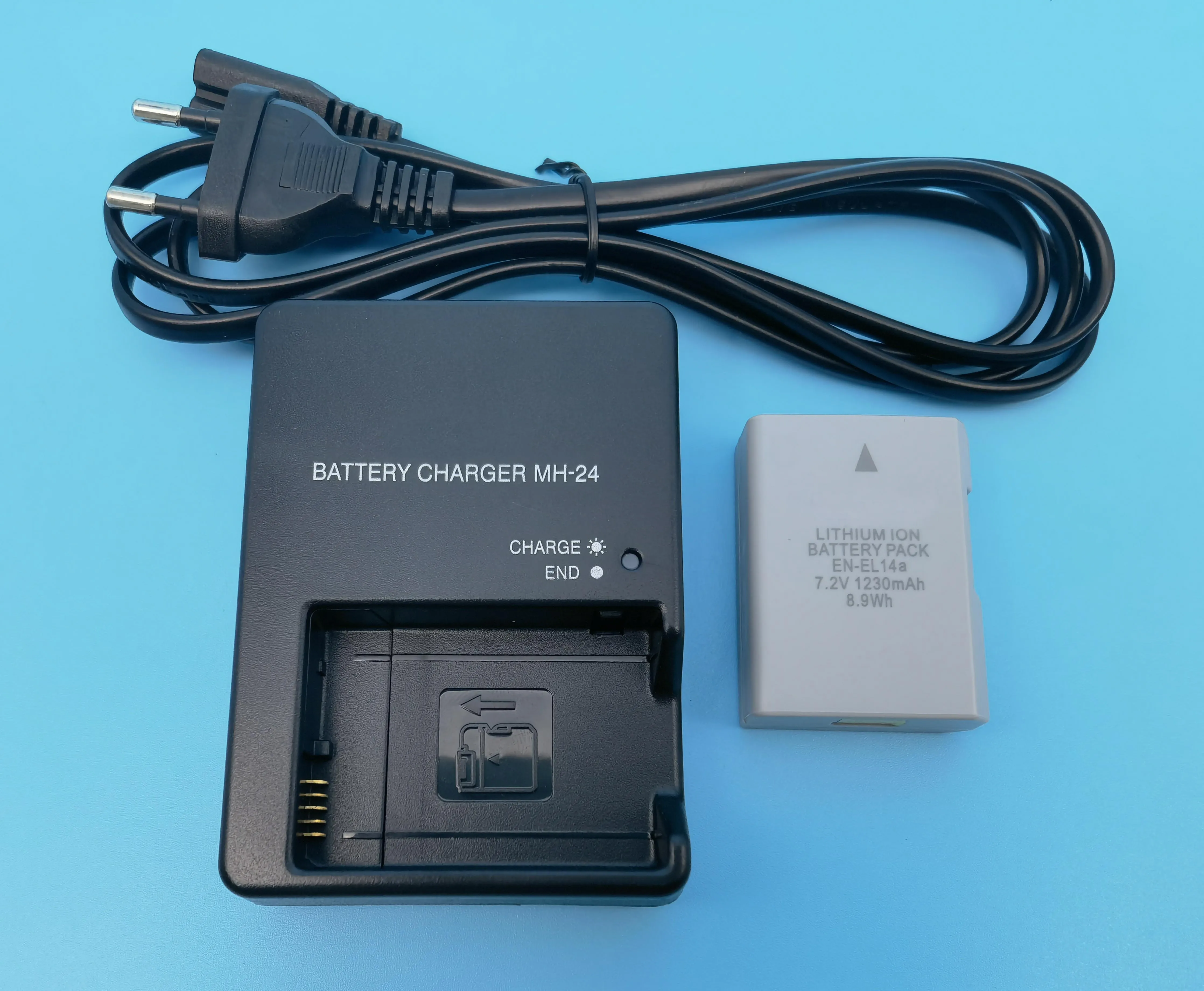 

MH-24 EN-EL14a Charger + battery For Nikon D3200 D5200 D5300 D5100 D3400 D3500 D5500 D5600 D3100 P7000 P7100 P7700 P7200 P7800