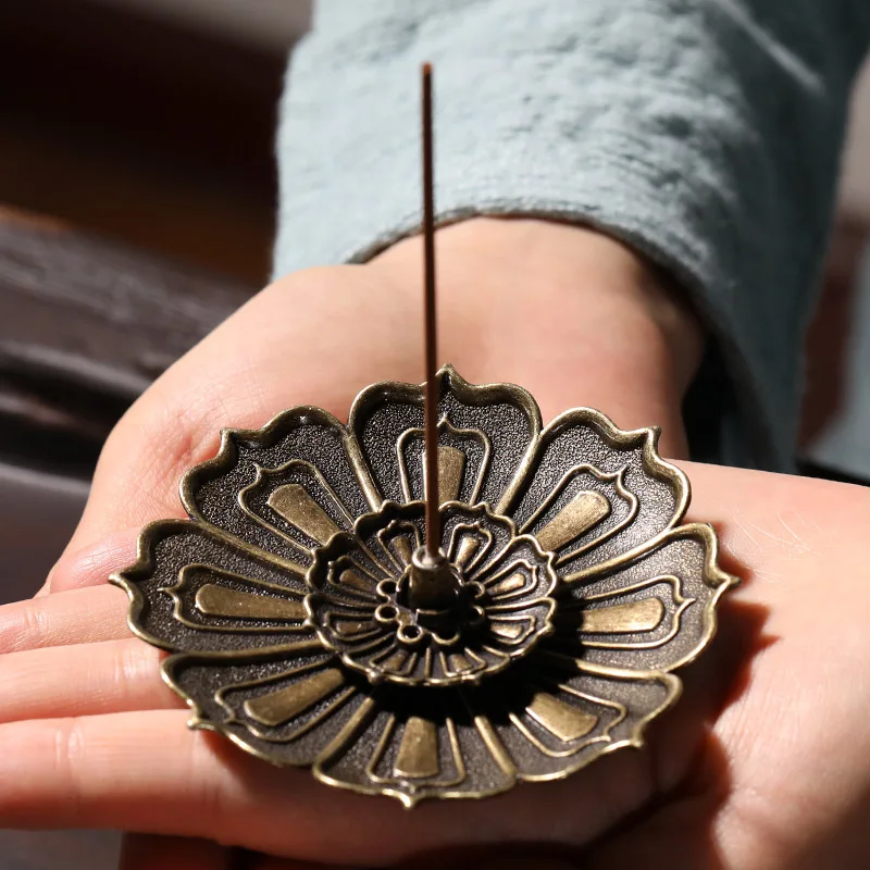 

Metal Incense Holder Mini Lotus Flower Incense Sticks Burner Cones Censer Buddhist Teahouse Home Decoration Accessories