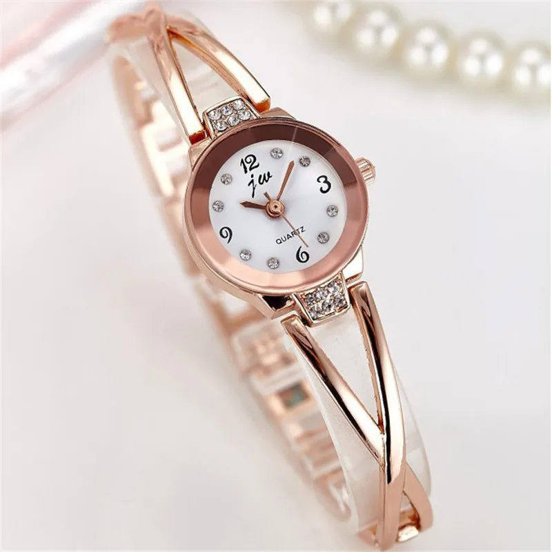 hot sale luxury simple small round dial 3 colour ladies womens watches 2018 top brand casual quartz watch relogio feminino clock free global shipping