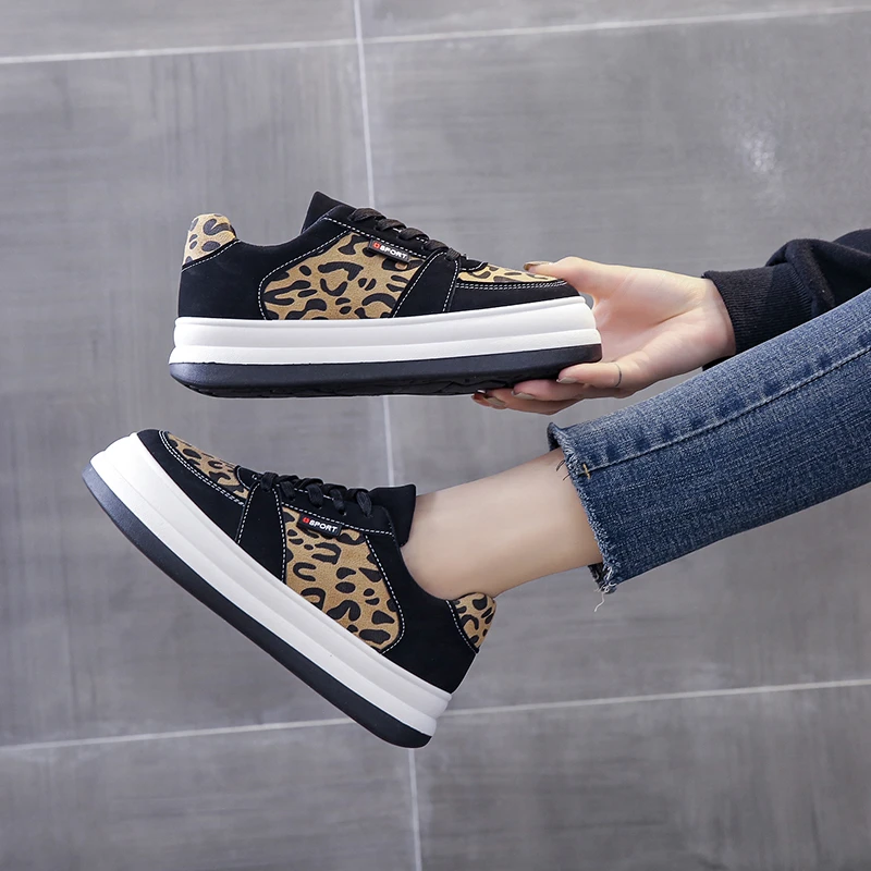 Women's Sneakers Leopard Print Lace-up Thick-soled High-rise Casual Shoes Comfortable and Lightweight Outdoor Running Shoes 2021