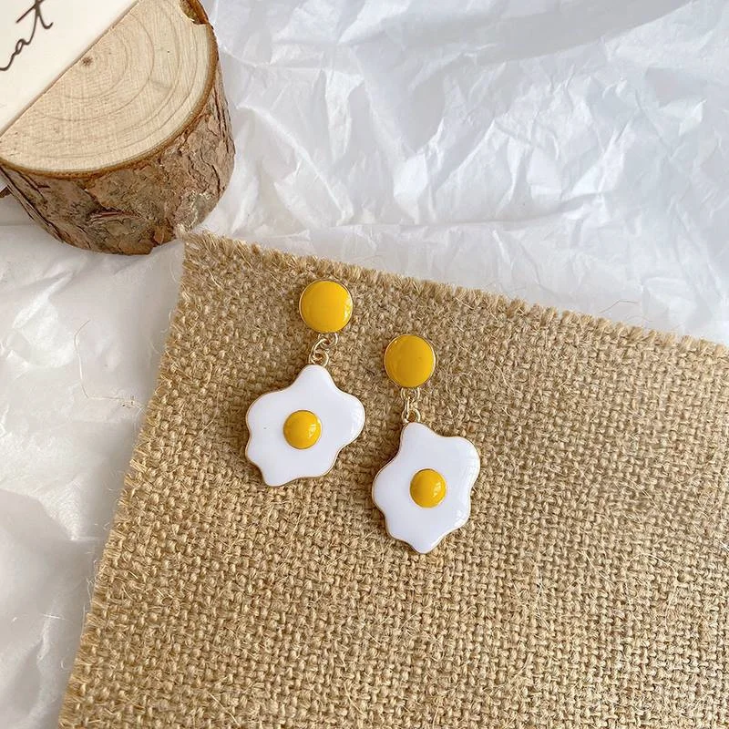 

Creative Poached Egg Earrings For Women Boho Food Sweet Pendant Studs Earring Aesthetic Chrismas Jewelry Cute Accessories Gift