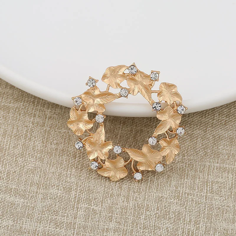 Модная новинка венок с растениями и листьями Золотая брошь в стиле ретро аурой