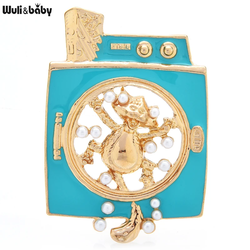 

Wuli&baby Funny Squirrel Washing Machine Brooches For Women Unisex 3-color Cartoon Party Casual Brooch Pin Gifts