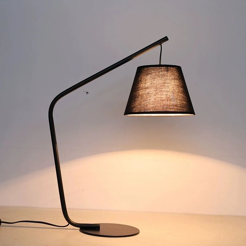Недорогие железные металлические лампы для прикроватного столика в гостиницу