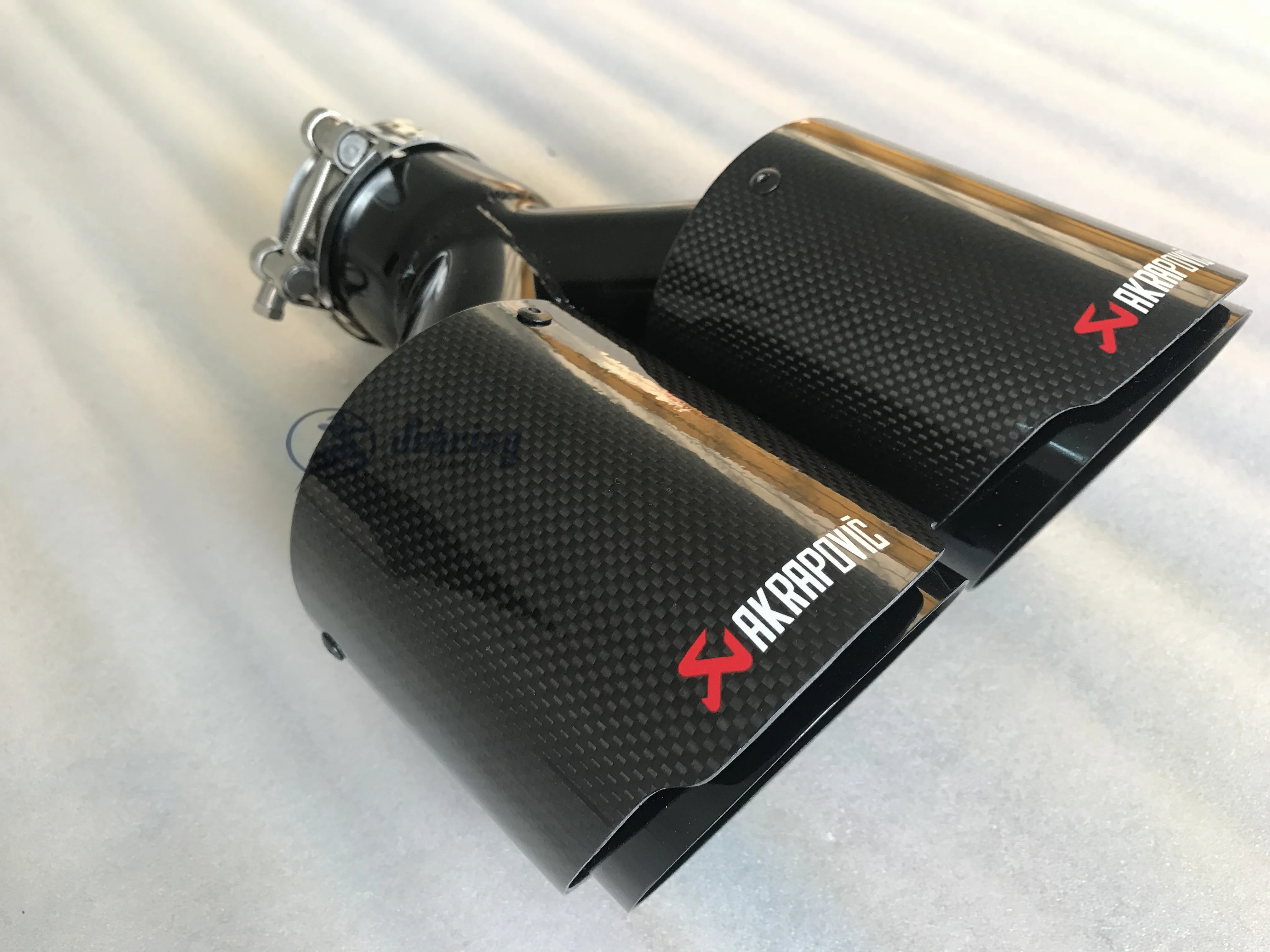 AKRAPOVIC автомобиль модифицированный Карбон волокно AK труба из нержавеющей стали черный двойной углерод выхлопная труба Хвост Глушитель украшение автомобиля