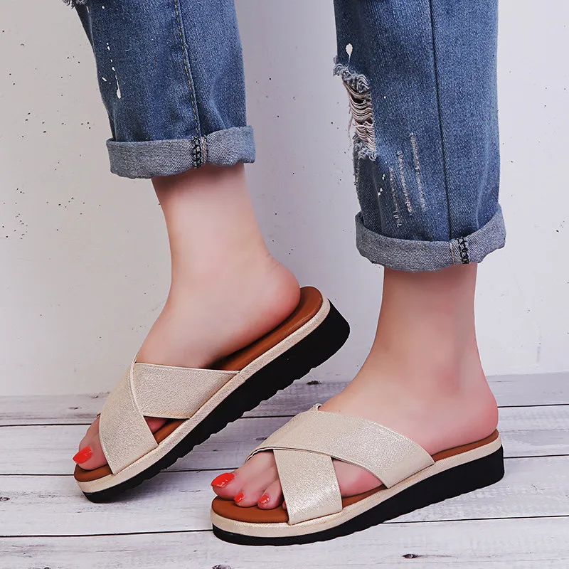 Новинка 2020 года Летние босоножки женские повседневные шлепанцы слинбэки туфли