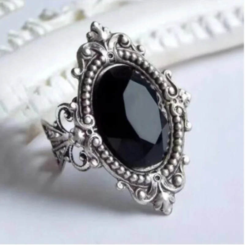 

Fashion Oval Black Crystal Stone Rings for Women Vintage Carved Metal Cubic Zircon Jewelry Baroque Punk Antique Cocktail Rings