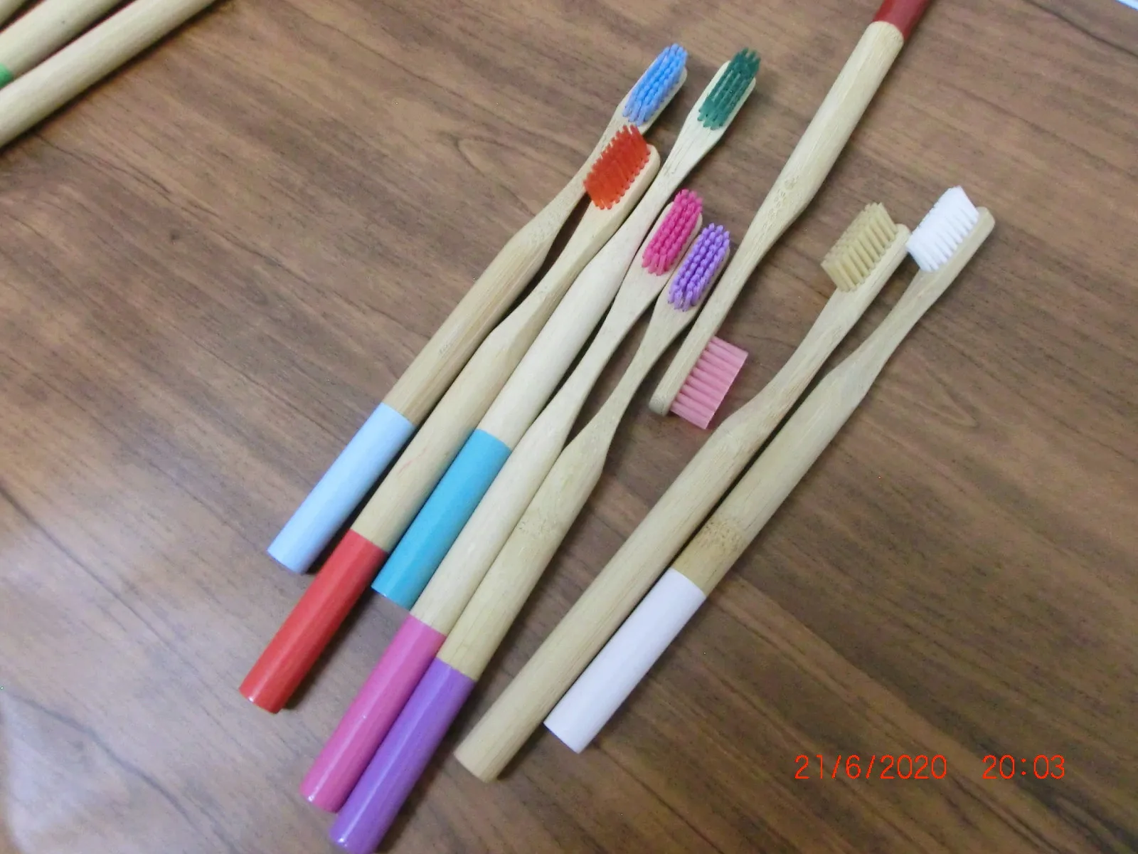 4 упаковки/набор Бамбуковая зубная щетка для взрослых средняя щетина Экологичная