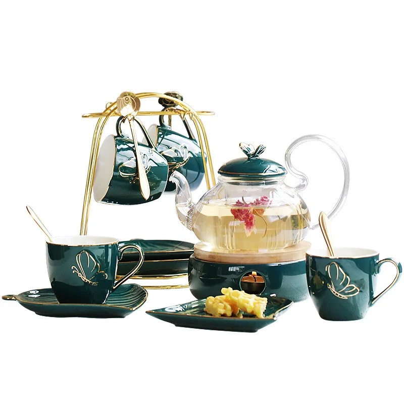 

Kitchen,Dining & Bar