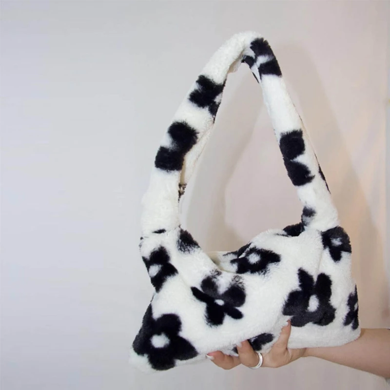 

Small Fluffy Purse Flower Clutch Bag Furry Handbag Underarm Purse for Women X7YA
