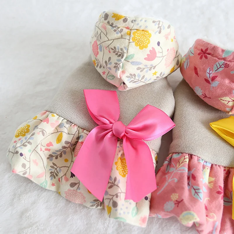 Розовая милая куртка с капюшоном для питомцев одежда собак теплая на пуговицах