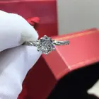 Geoki прошел Diamond тесты 1 Ct идеальный крой D Цвет VVS1 Муассанит кольцо 925 стерлингового серебра обручальные кольца для женщин, роскошные ювелирные изделия