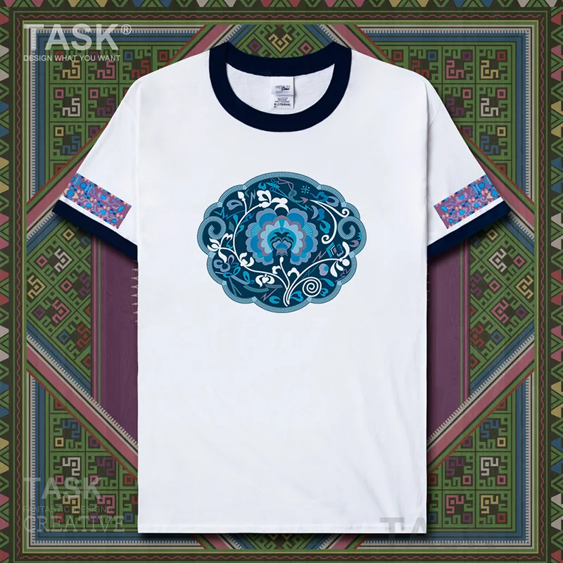 Футболка в национальном стиле с принтом этнических меньшинств |