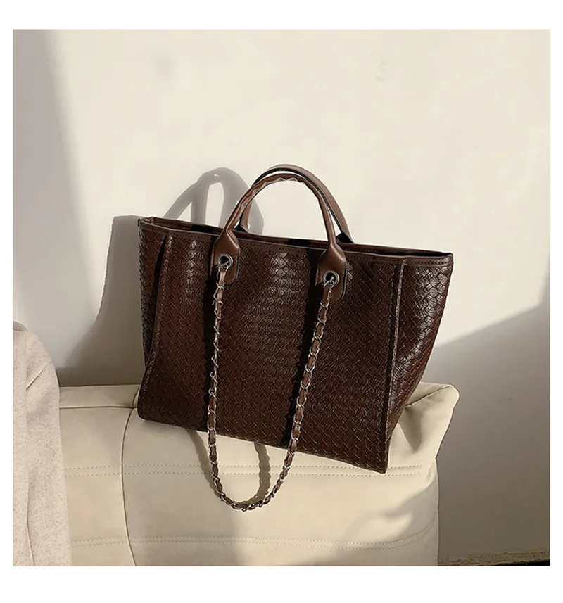

2021 New High-end Fashion Women's Big Bag Tote Bag All-match Chain Shoulder Bag