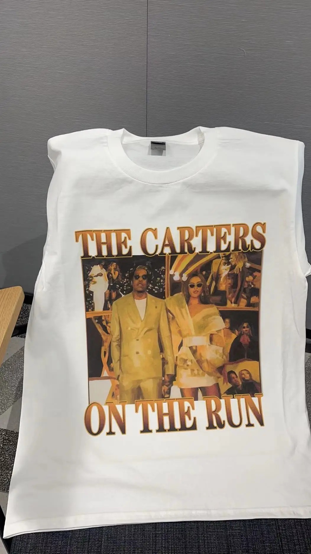 

THE Carters on The Run T-shirt