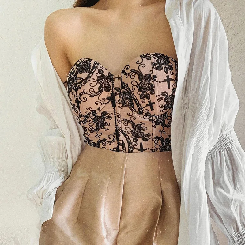 

Sexy Crop Top Embroidery Floral Cropped Camis Vest Summer Elegant Women Spaghetti Strap Backless Sleeveless Short Camis Tops