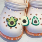 Новое поступление 1 шт. Авокадо Фрукты ПВХ обувные Подвески Аксессуары садовые обувные украшения для обуви рюкзак браслеты детский подарок на Рождество