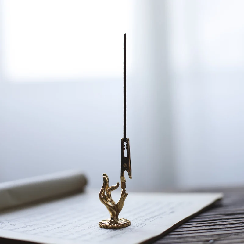 

Металлическая подставка для благовоний