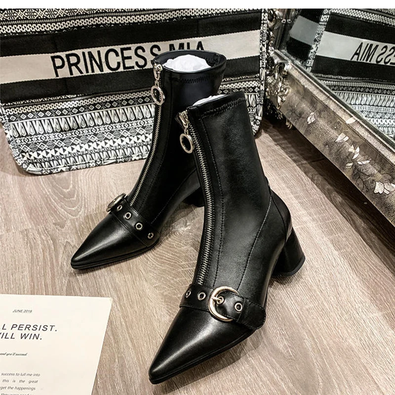 Новинка 2019 осенне-зимние Ботинки Martin кожаные ботинки на молнии спереди с острым