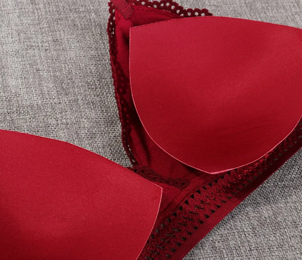 

1/2PCS French Style Bralette Seamless Deep V Lace Bra Wireless Thin Underwear Sexy Lingerie Soft Push Up Bras For Women Hot